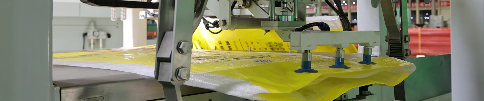 أنظمة تعبئة ومعايرة ووزن للمواد في أكياس وشكائر