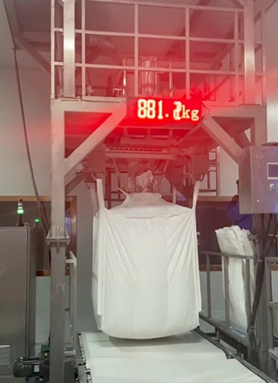 نظام تعبئة الأكياس والشكاير الكبيرة (FIBC) ثنائي المحطة: حل متطور لتعبئة مساحيق الجلوكوز والأحماض الأمينية وفق معايير الجودة الغذائية