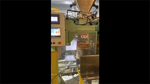 نظام أوتوماتيكي لتعبئة المواد الكيميائية (نظام تعبئة ووزن متكامل لخطوط إنتاج المواد الكيميائية)