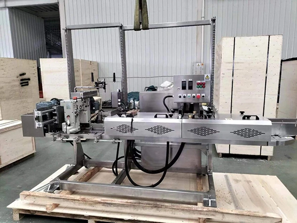 ماكينة لحام حراري وخياطة للأكياس والشكائر المنسوجة، BZR